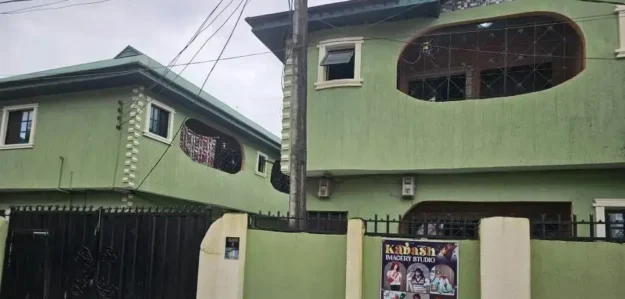 AfricanHomes 330101A Osubi